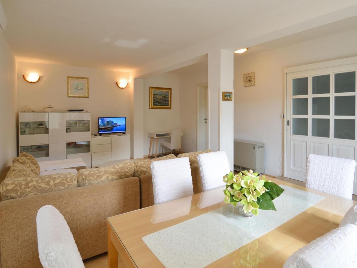 Apartment Klaric-2 By Interhome Trogir Ngoại thất bức ảnh